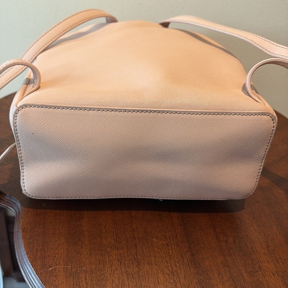 Kate Spade  jalapeño cactus appliqué backpack  Saffiano Leather beige red purple main image 4